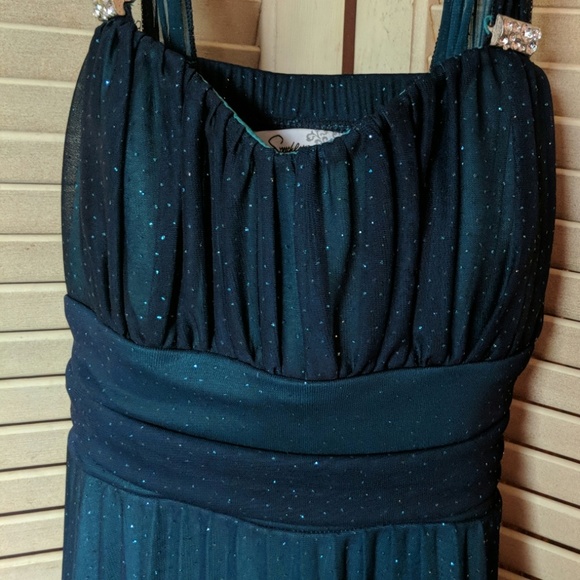 Speechless juniors dress in ombre sparkle - Picture 2 of 7